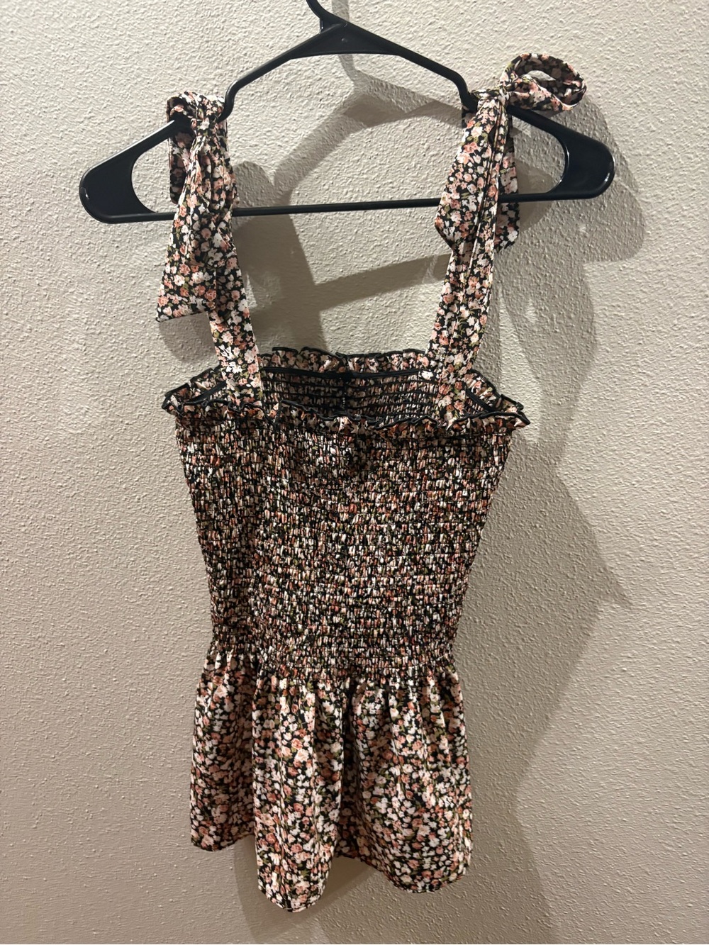Black Ditsy Floral Smocked Peplum Tank Top Adjustable Tie Straps Small